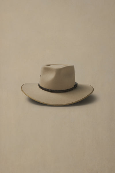 THE AKUBRA CATTLEMAN