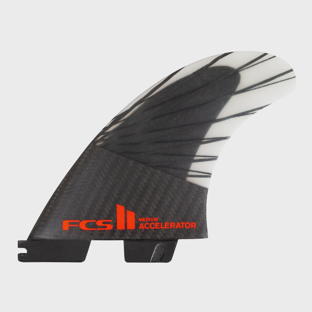 FCS II Accelerator PC Carbon Medium Black/Red Tri Retail Fins