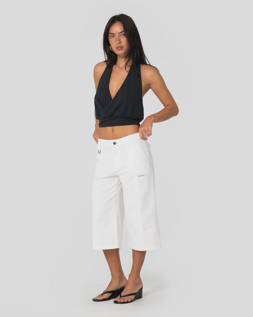 IT GYRL LOW RISE CAPRI CARGO PANT